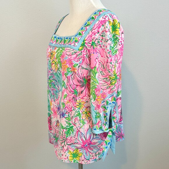 Lilly Pulitzer Madge Top Floral Blouse Size S - Picture 2 of 9